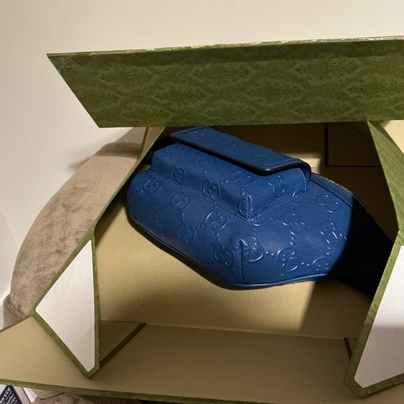 GUCCI blue Calf TENNIS perforated GG Embossed leather 90-36 Belt Bag - Picture 11 of 13